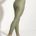 Surf & Yoga Leggings „Larimar“ in Salbeigrün