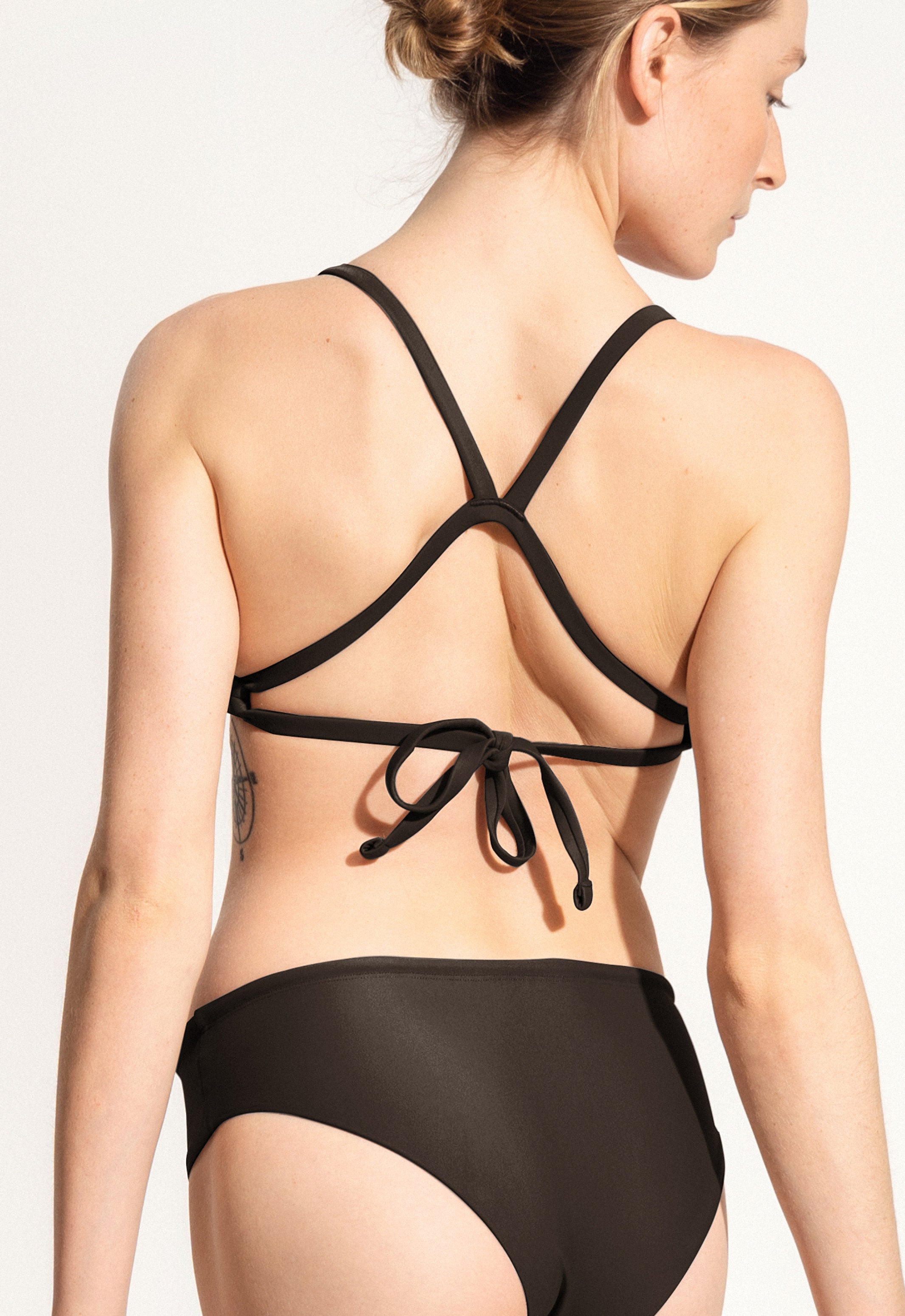 Surf Bikini Oberteil „Dace“ in Dunkelbraun