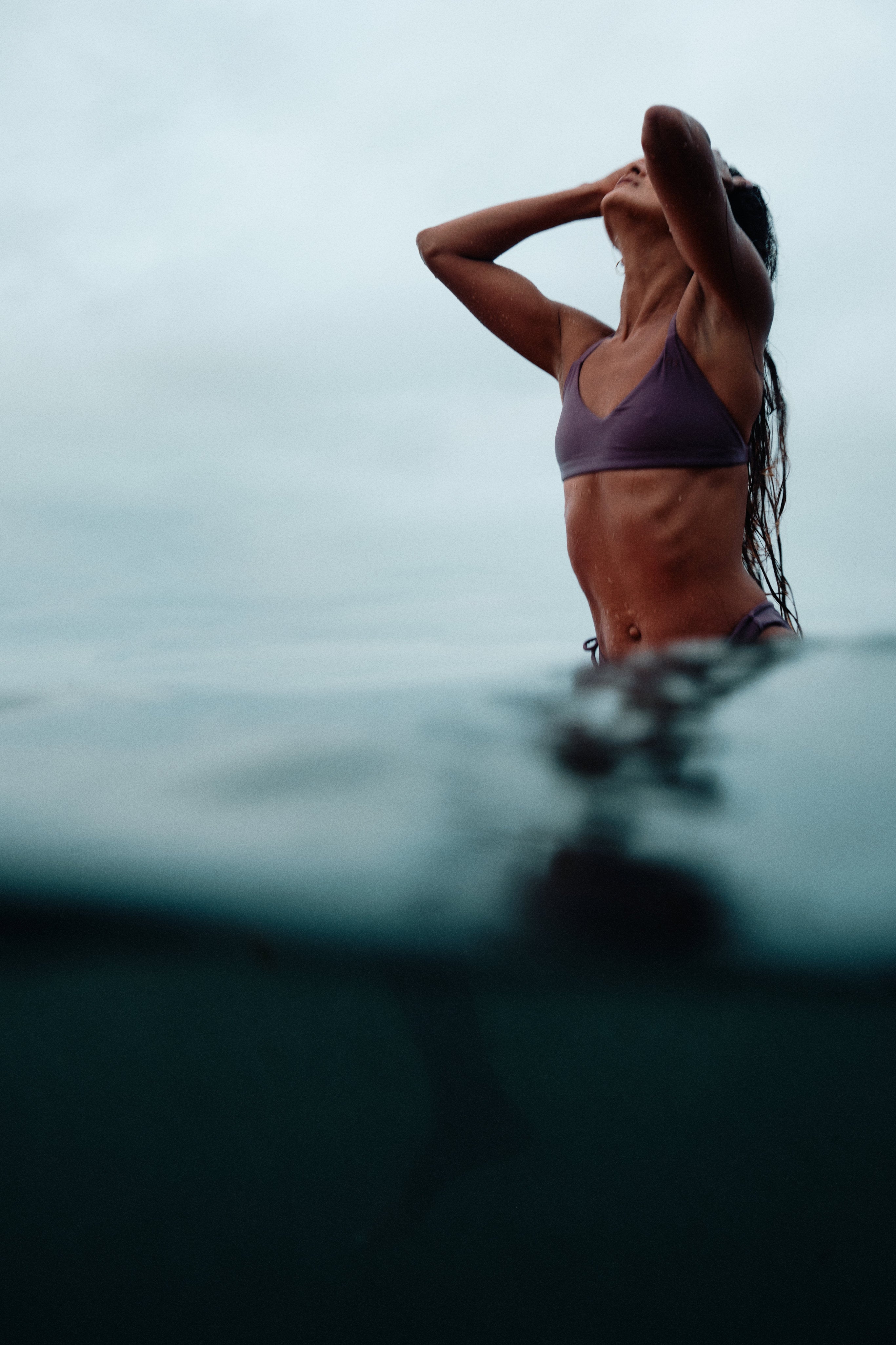 Oy-surf-bikinis-Signatures-24-Dace-Mako-sunsetpurple-_sergiovillalbastudio_1252.jpg