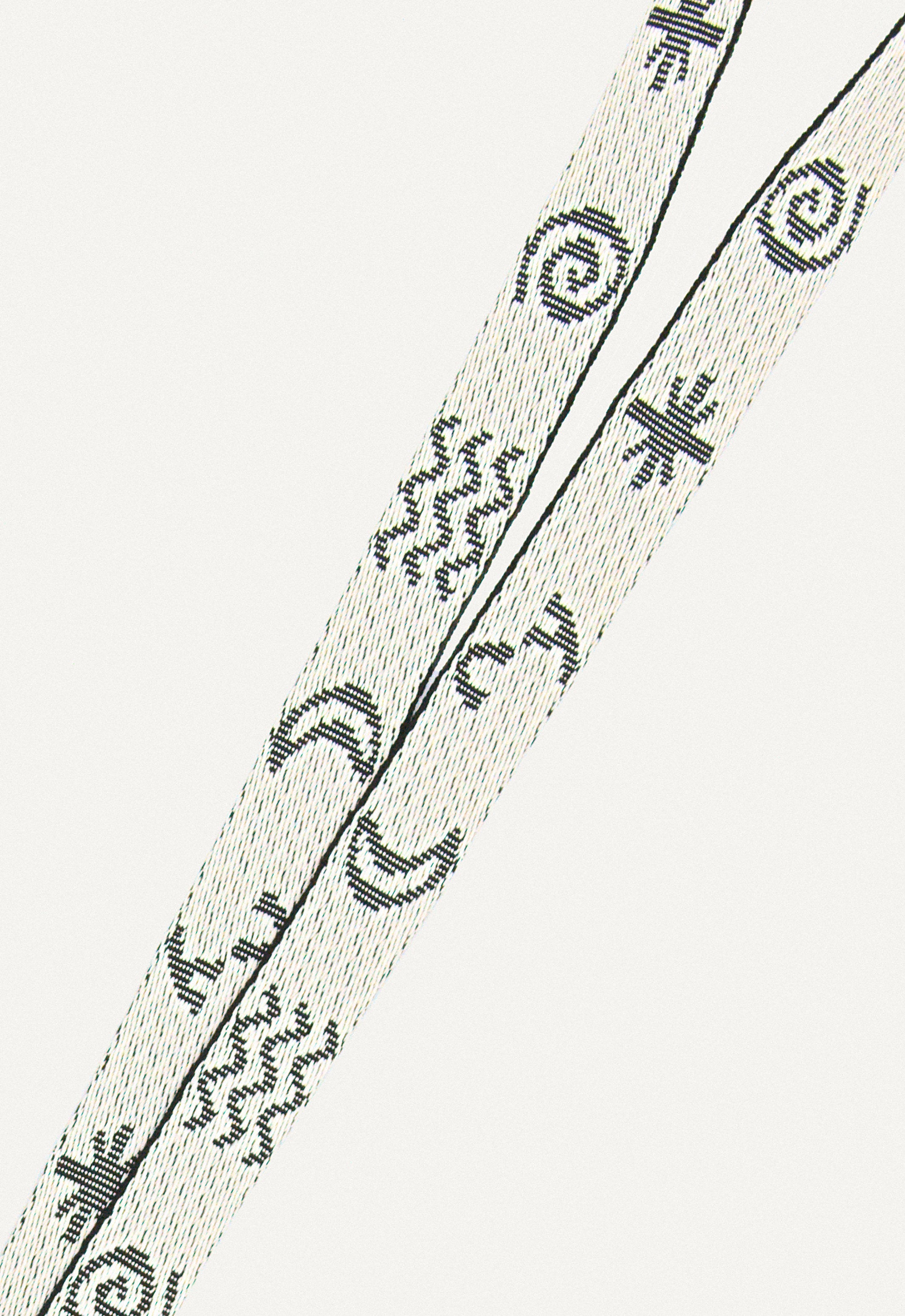 Oy Lanyard mit pinkem Karabiner