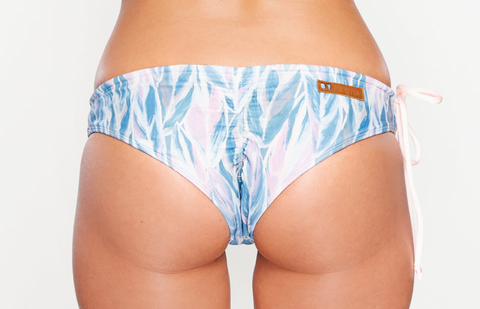 Surf Bikini Hose „Borneo“ in feather light & LT pink