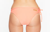 Surf Bikini Hose „Sumba“ in hot coral rot