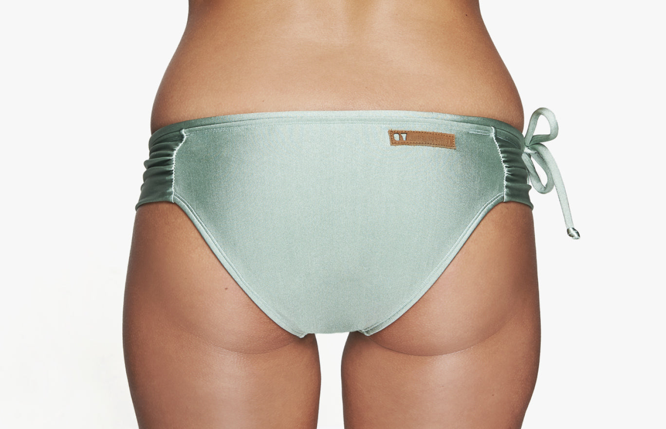 Surf Bikini Hose „Rote“ in salbei grün