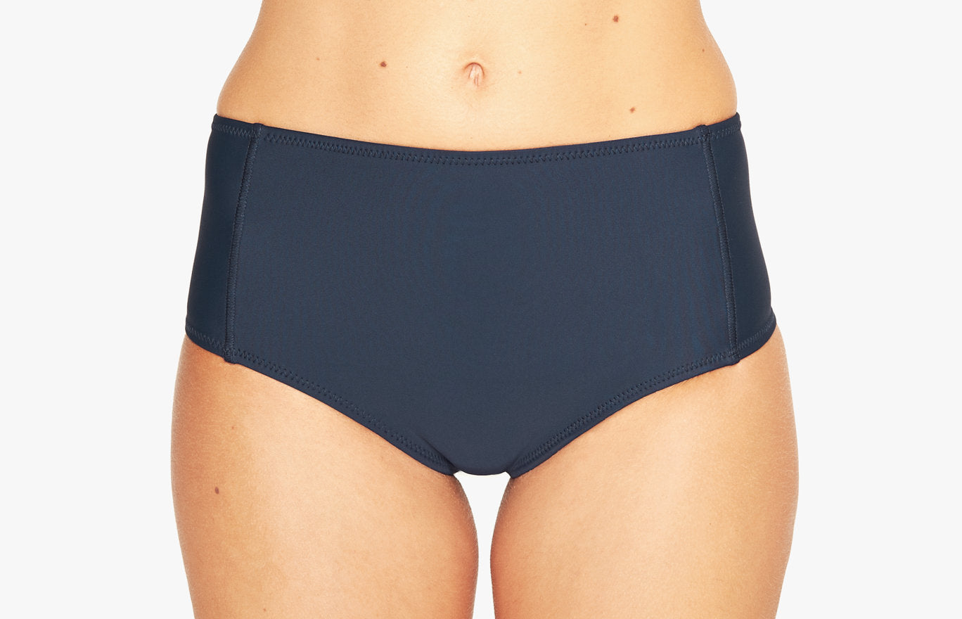 Surf Bikini Hose „Bahama“ in midnight blau