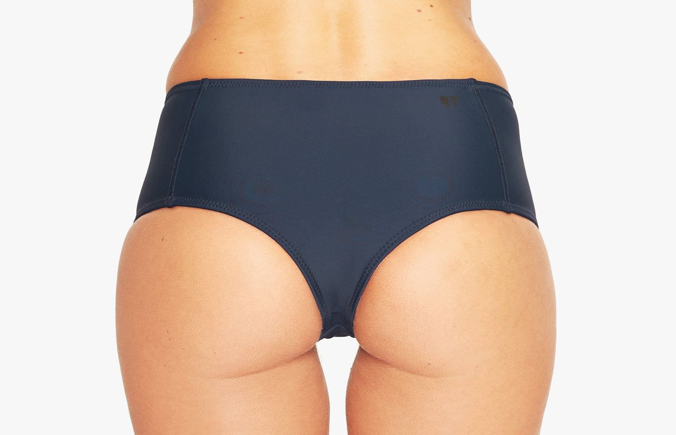 Surf Bikini Hose „Bahama“ in midnight blau