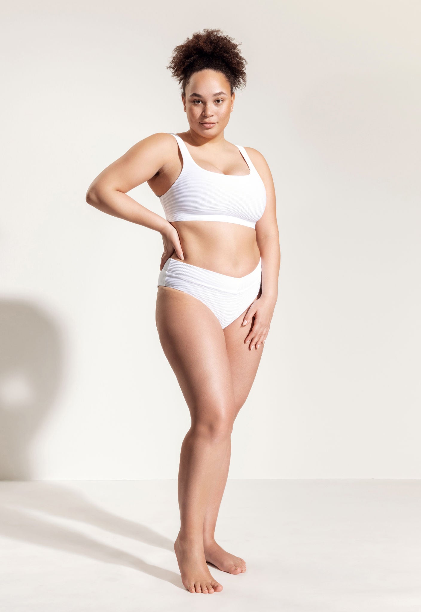 Bikini Oberteil „Vento“ in Weiss gerippt