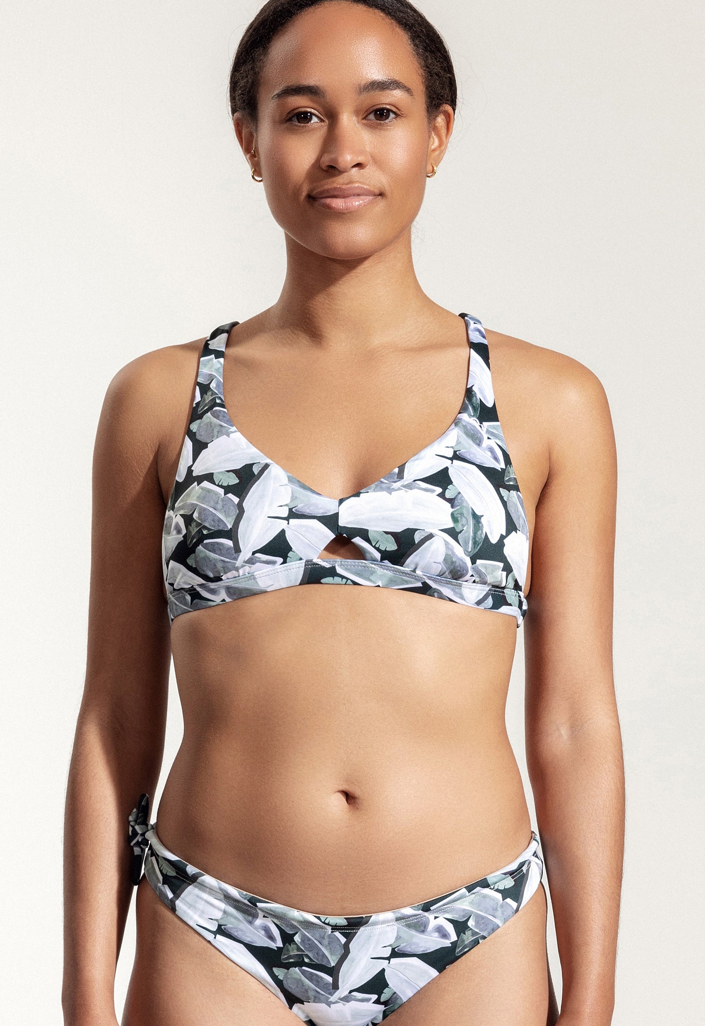 Surf Bikini Top "Coho" with leaf print